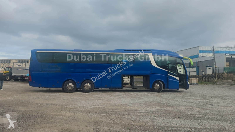 Междуградски автобус Scania...