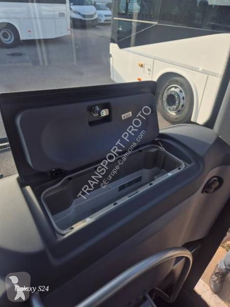 Междуградски автобус Iveco EVADYS
