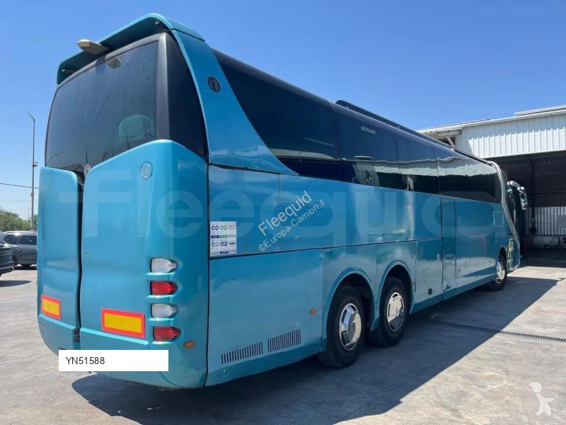 Autobus Mercedes Noge