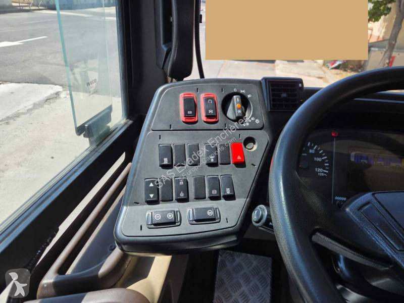 Autocar Iveco URBANWAY 18M ARTICULE 4P GNC