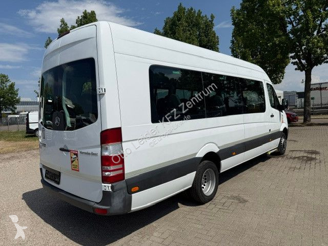 Autocar Mercedes 516 24 Sitzen El.Tühr