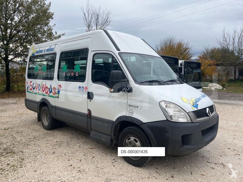 Autokar Iveco Daily