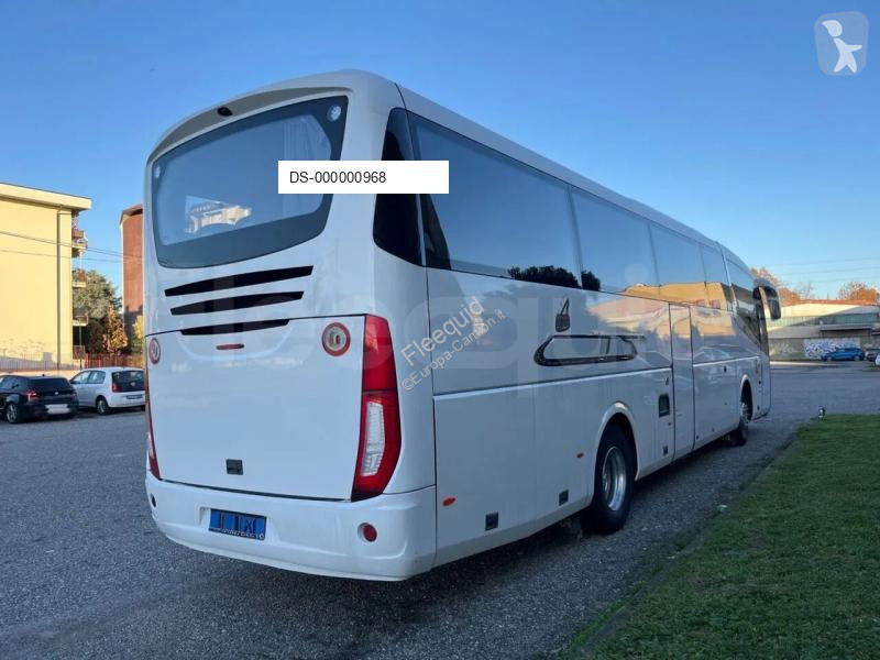 Autokar Irizar i6