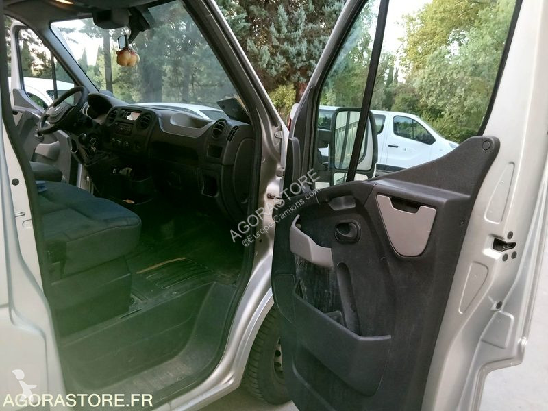 Autocar Renault MASTER