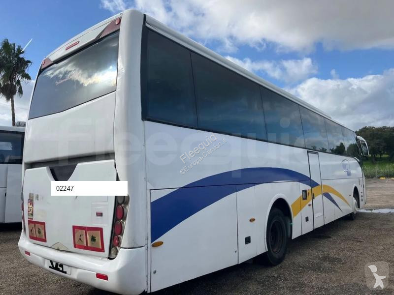 MAN Noge coach