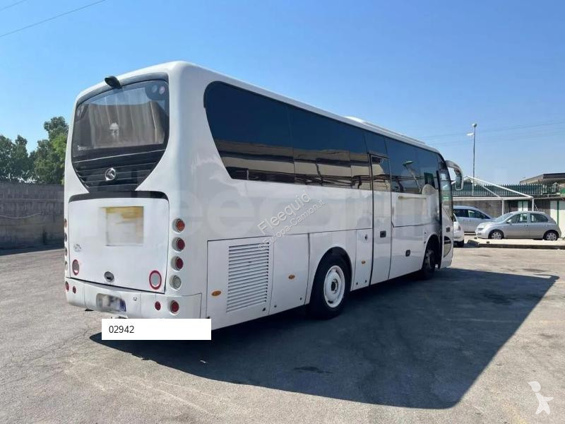 King Long XMQ6900 coach