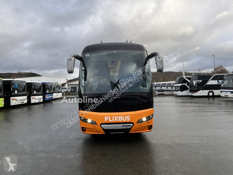 حافلة Neoplan L