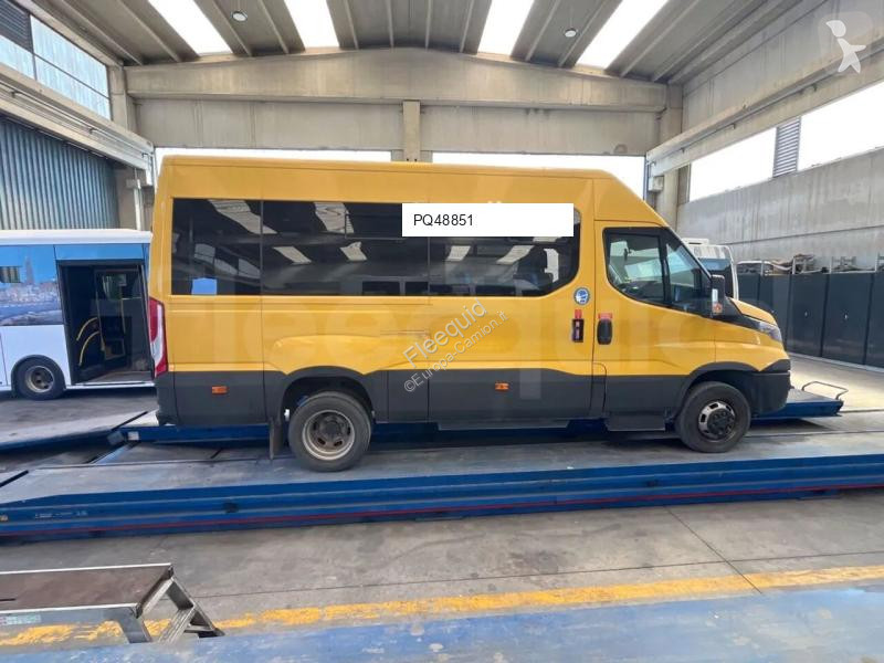 Autobus Iveco Daily