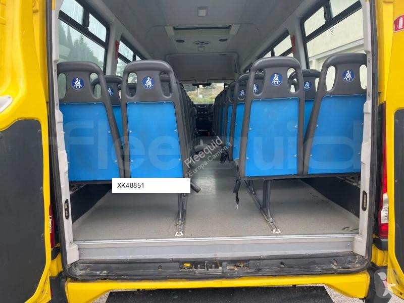 Междуградски автобус Iveco Daily