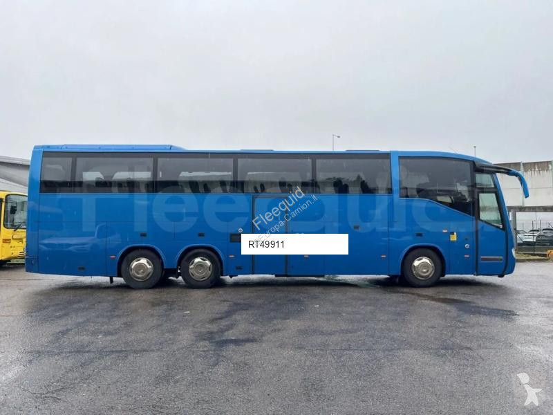 Междуградски автобус Irizar