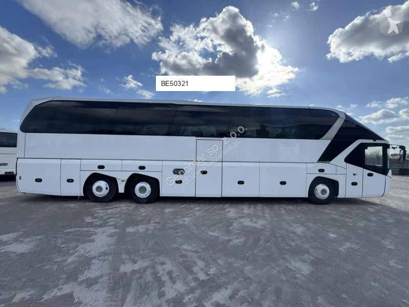 Междуградски автобус Neoplan