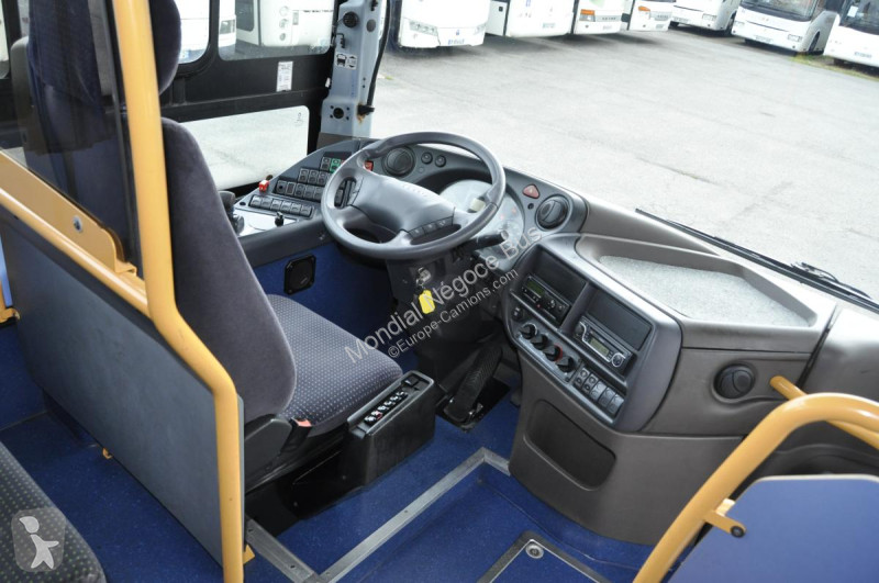 حافلة Irisbus  RECREO 12 Metre