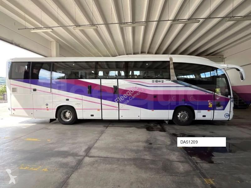 Междуградски автобус Irizar i6