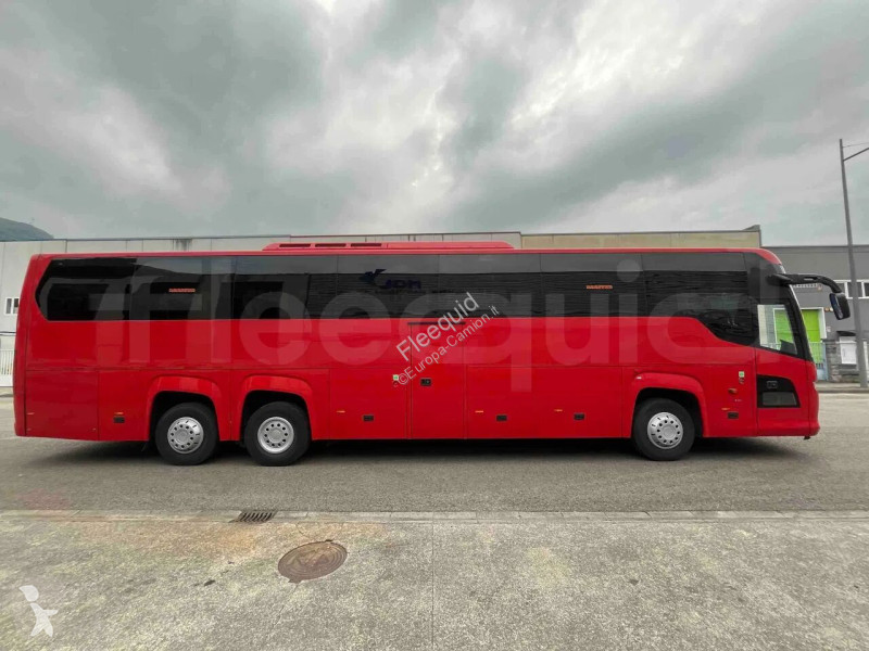 Междуградски автобус Scania Touring HD