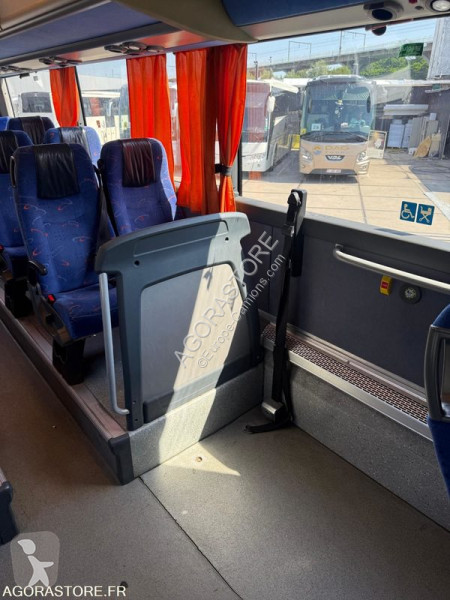 Autobussen Scania Omni Express
