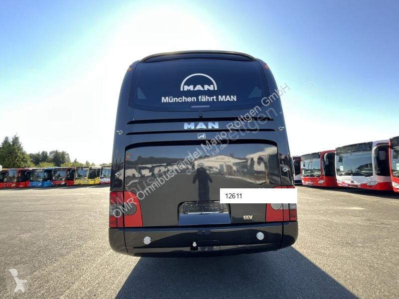 Autokar MAN R 08