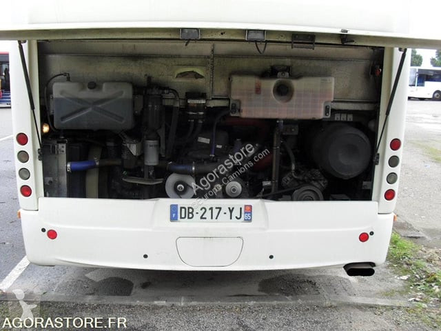 Távolsági autóbusz