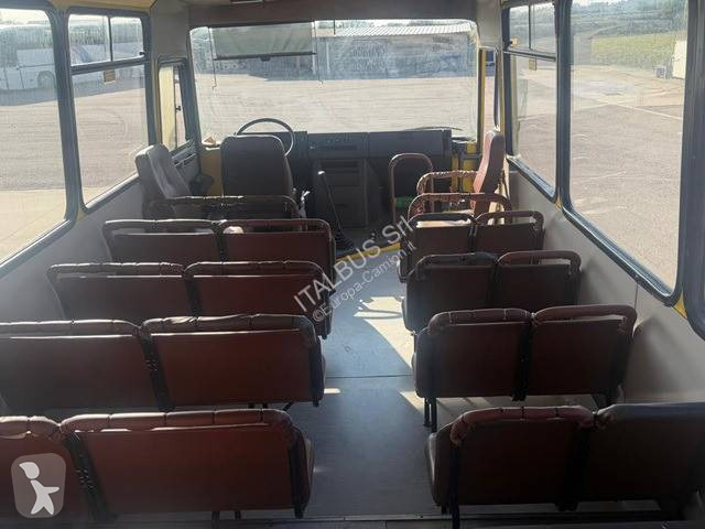 Mercedes 711 D coach