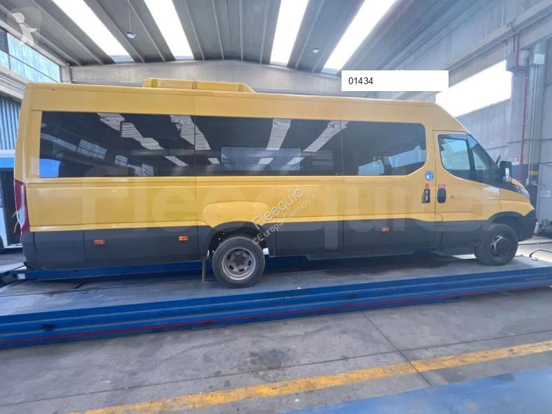 Rutebil Iveco Daily