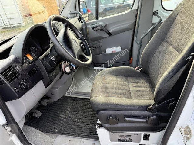 Mercedes 516 23 Sitzen coach