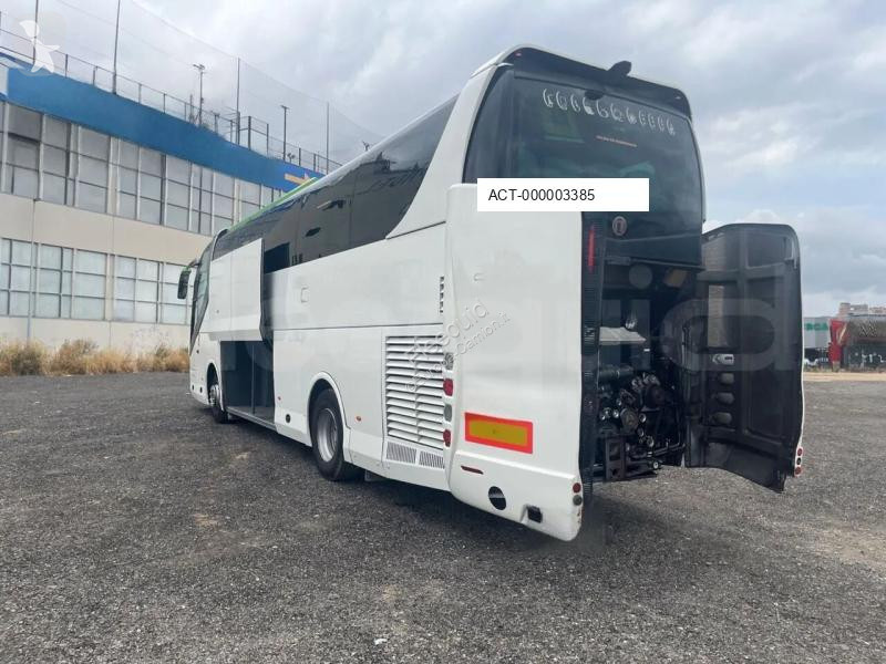 Autocar MAN TITANIUM