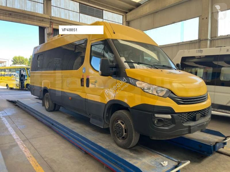 حافلة Iveco Daily