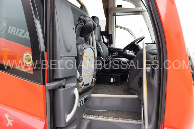 حافلة Scania IRIZAR PB