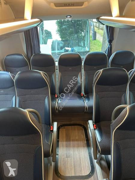 حافلة MAN R10 59+1+1