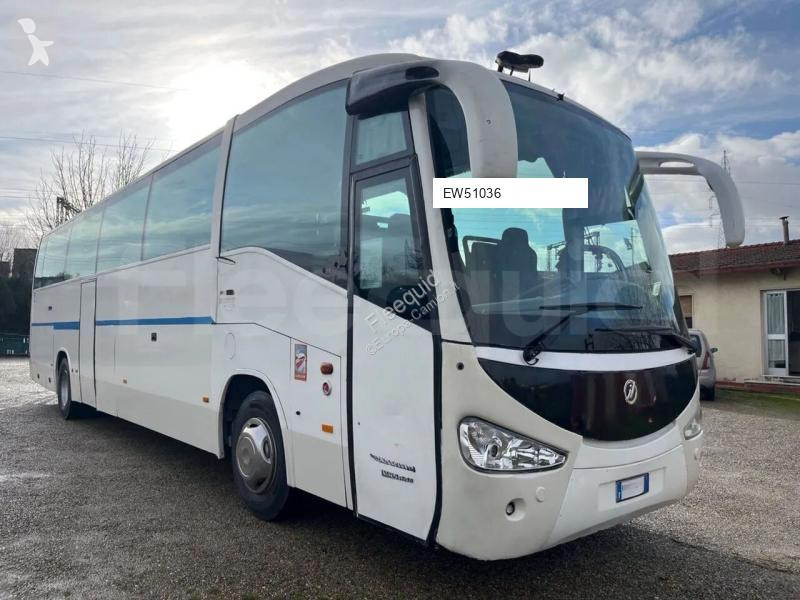 Междуградски автобус Scania Century