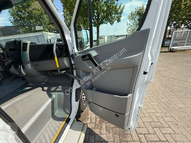 حافلة Mercedes 516 23 Sitzen