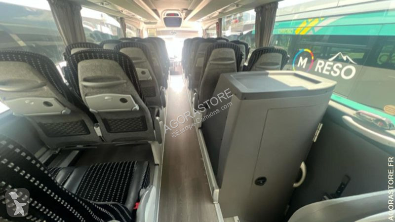Междуградски автобус Irizar I6