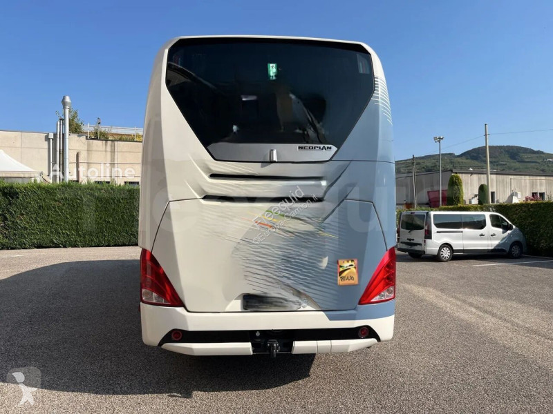 Ônibus viagem Neoplan