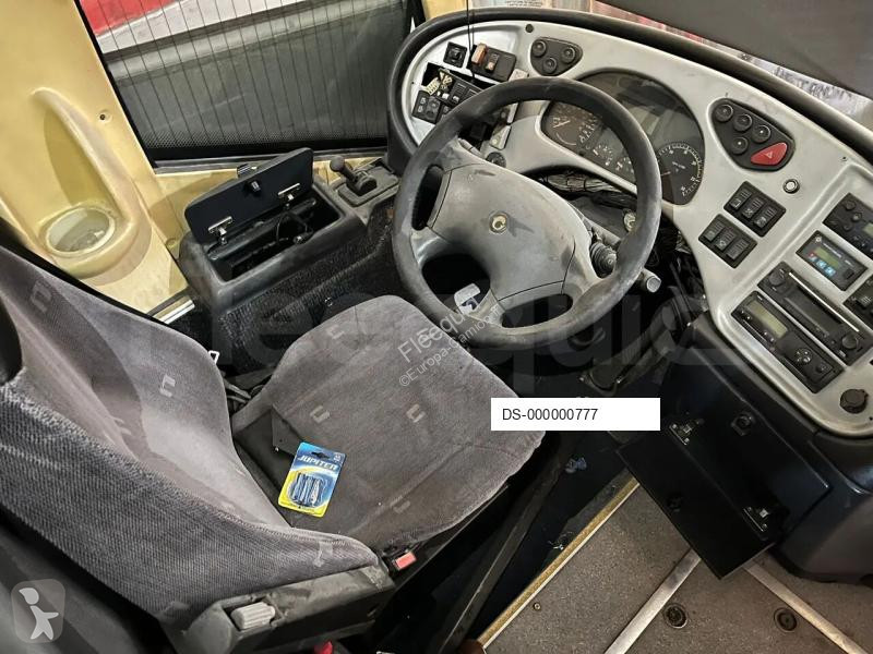 Autokar Iveco Noge