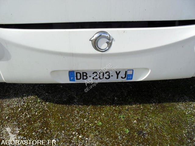 Távolsági autóbusz