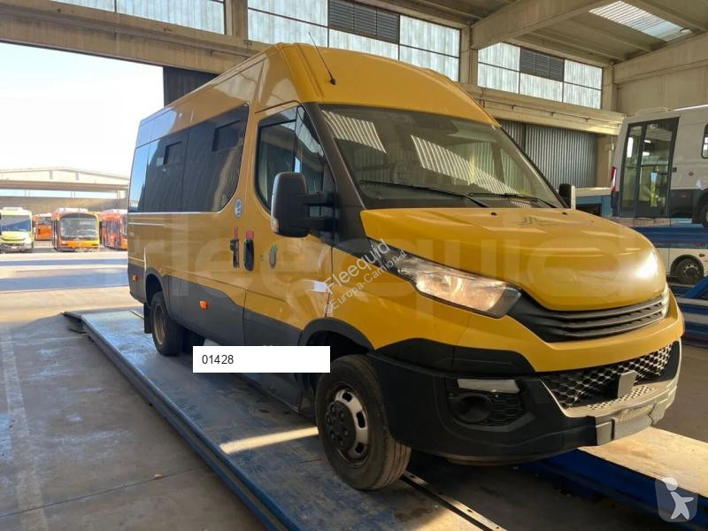 Iveco Daily coach