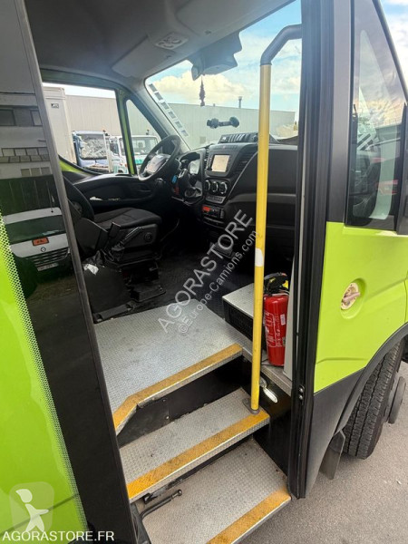 Iveco Daily coach