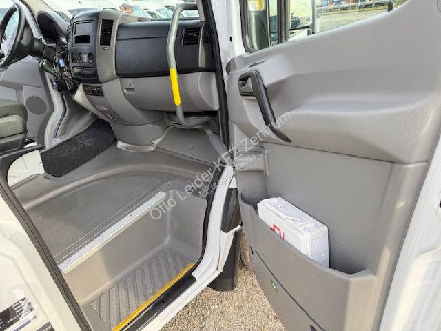Mercedes 516 23 Sitzen coach