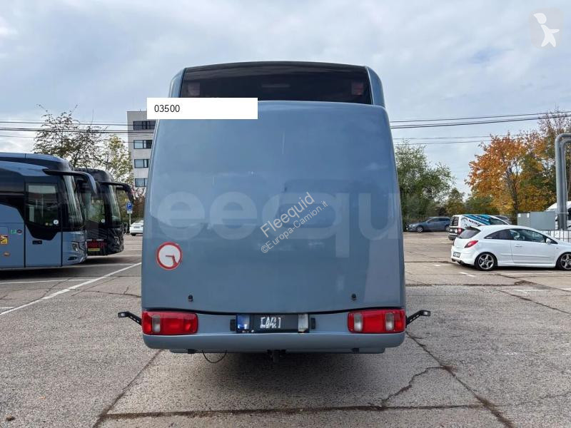 Rutebil Isuzu Novo