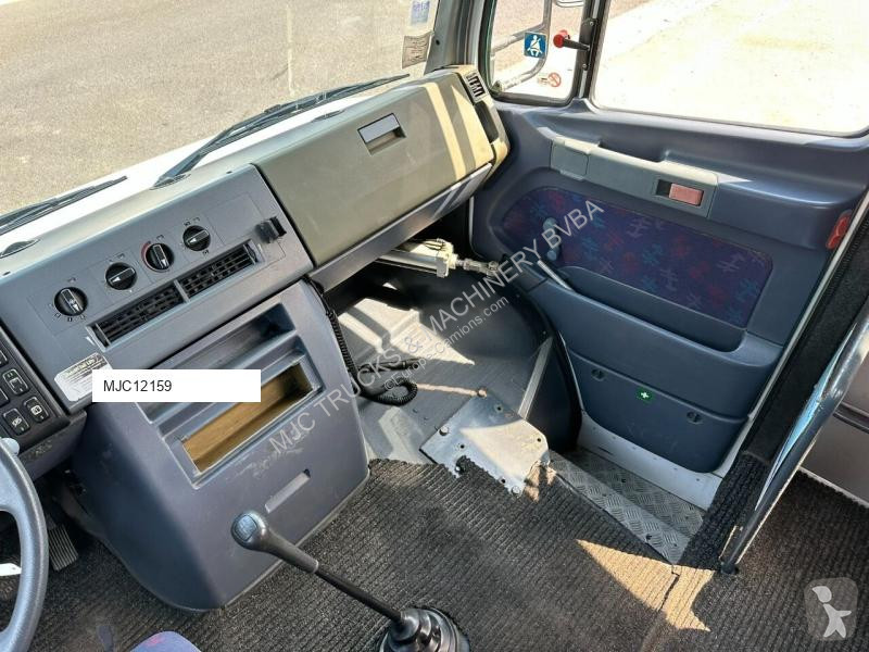 Autocarro Mercedes - 38 PLACES - WHEELCHAIR...