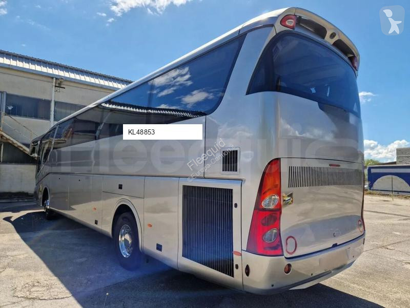 Autobus Irizar PB