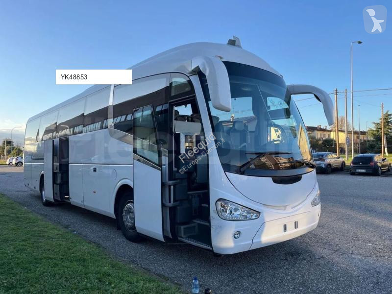 Междуградски автобус Irizar i6