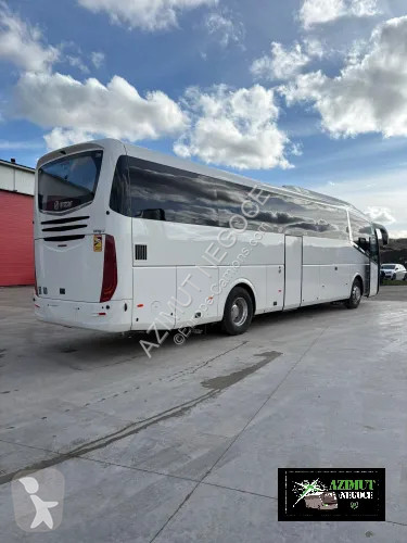 Междуградски автобус Irizar IRIZAR