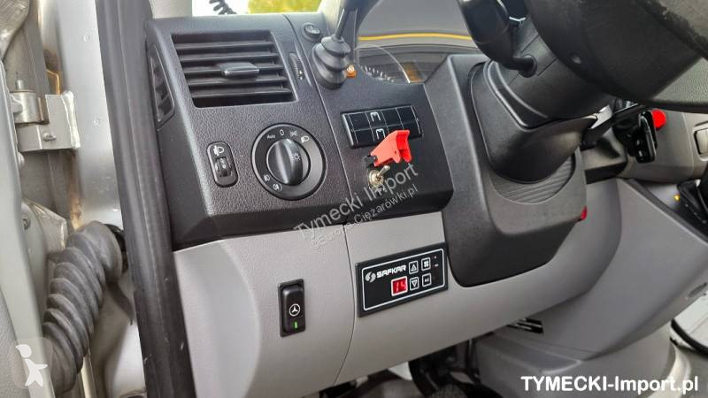 Междуградски автобус Mercedes 516 Sprinter Erener