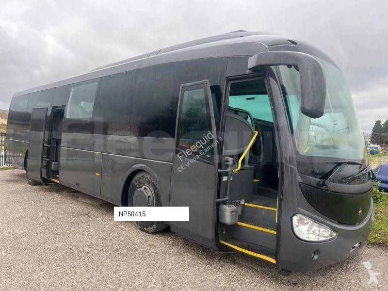 Междуградски автобус Scania Century