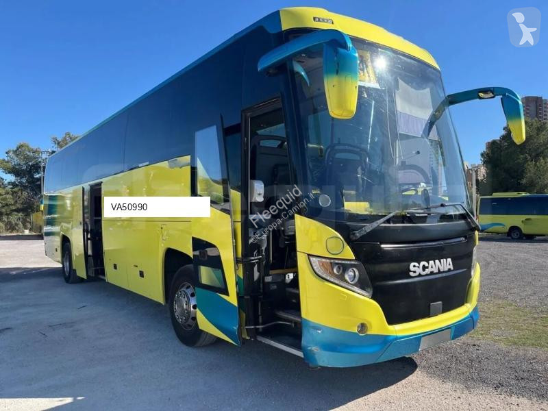 Междуградски автобус Scania Touring HD