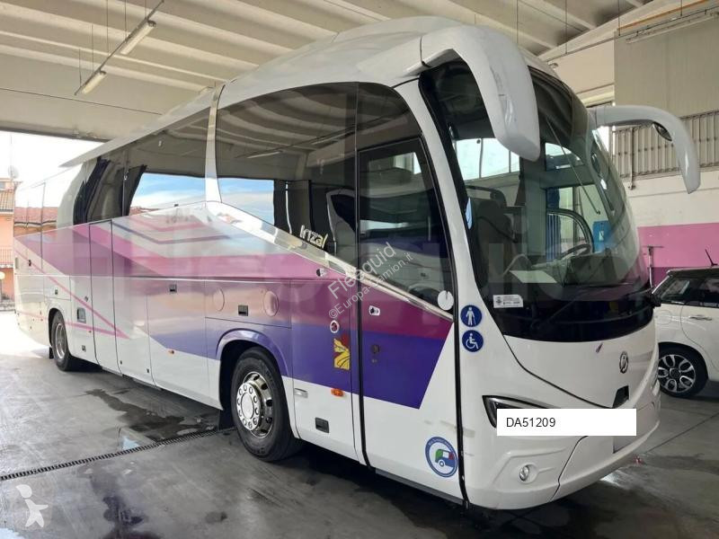 Междуградски автобус Irizar i6