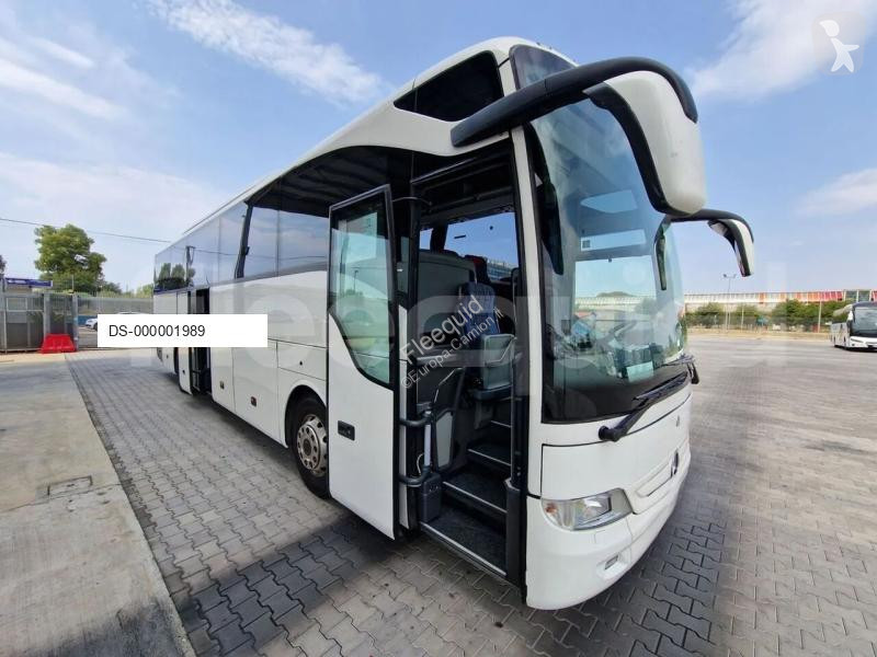 Ônibus viagem Mercedes