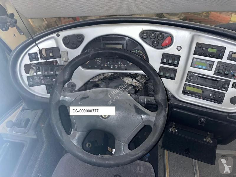 Autokar Iveco Noge