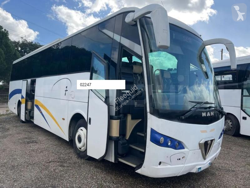 MAN Noge coach