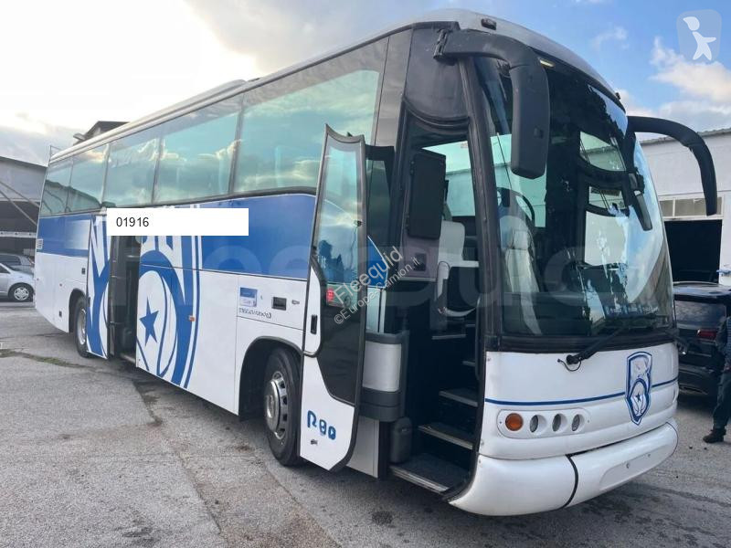 Iveco 389 coach